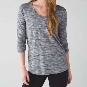 Lululemon Yogi Everyday Long Sleeve - Space Dye White Black Athletic Top